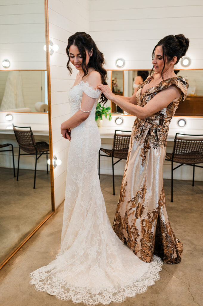 Bride getting ready photos before a romantic Prospect House wedding in Austin